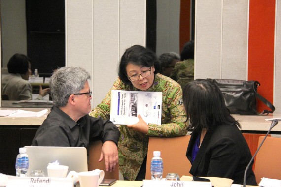 Rafendi Djamin (former Indonesian representative AICHR), Tri Nuke Pudjiastuti (LIPI), and Alice Nah (University of York) at the track two dialogue - Credit: Centre for Policy Development